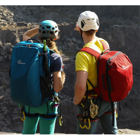 Zaino Flight Red 45L DMM 02